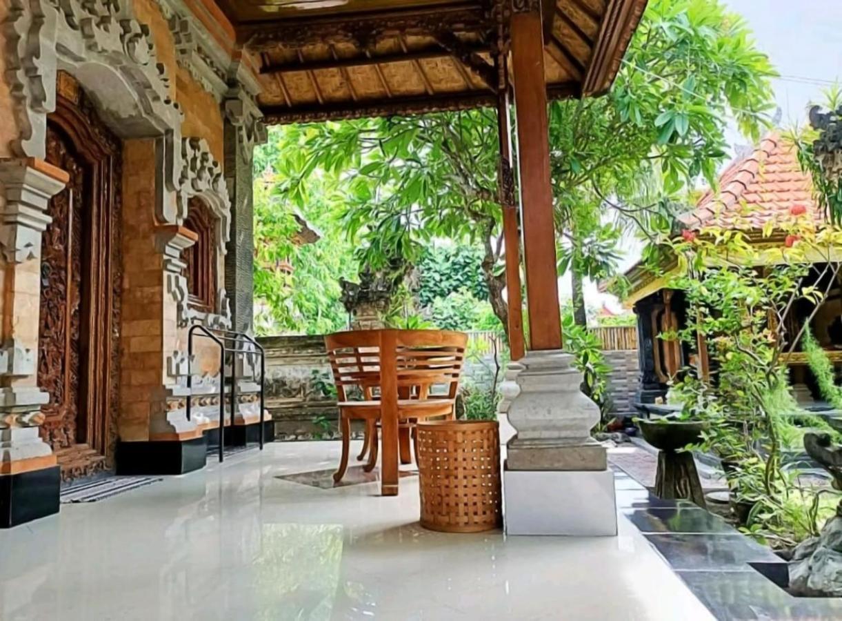 Green Palace Homestay Batununggul Exterior photo