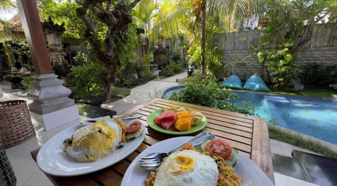 Green Palace Homestay Batununggul Exterior photo